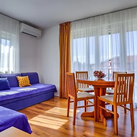 Siparis With Pool 3* Zambratija (Istria)